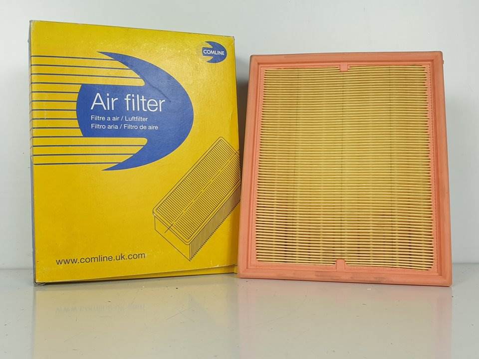 FILTRO AIRE - EAF042 - AUDI - A6 AVANT (4B5)