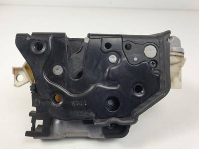 CERRADURA PUERTA DELANTERA DERECHA 8J2837016A AUDI Q3 (8U) (2011 - 2018) Autodesguaces Alicante