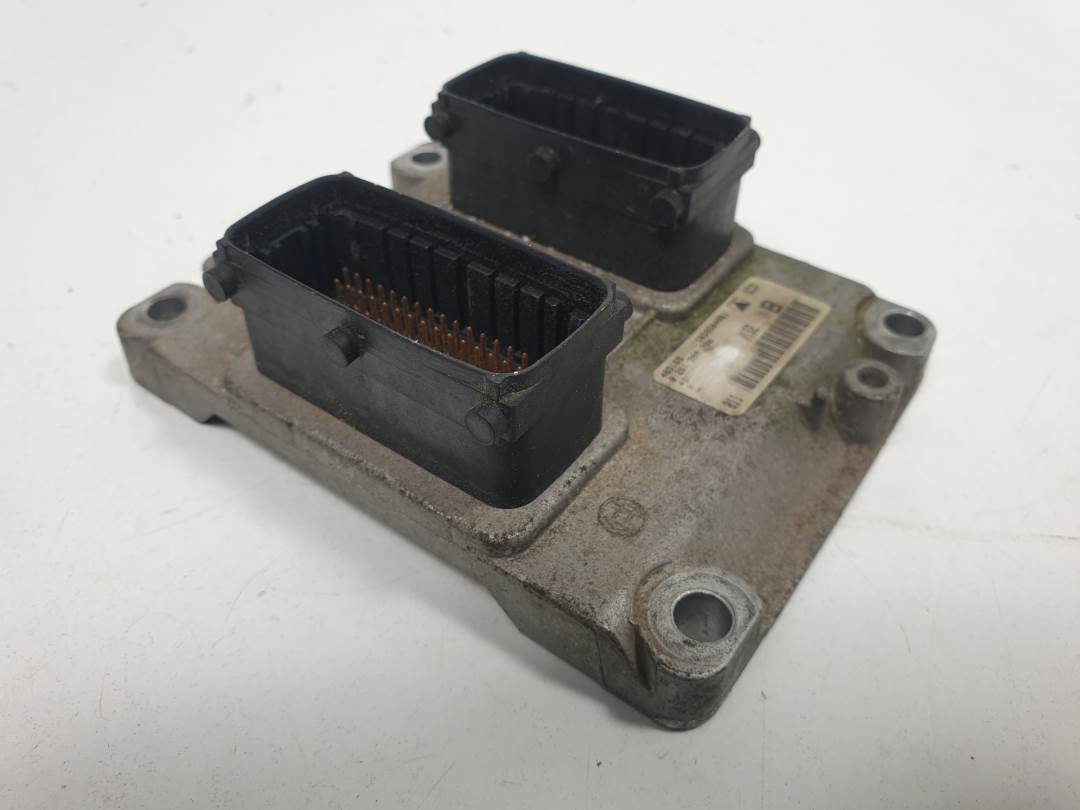 CENTRALITA MOTOR UCE - 0261208204 - FIAT - STILO (192)