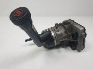 BOMBA DIRECCION 9684979180 PEUGEOT 308 (T7) Autodesguaces Alicante