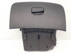 GUANTERA 681087227R RENAULT CLIO IV Autodesguaces Alicante