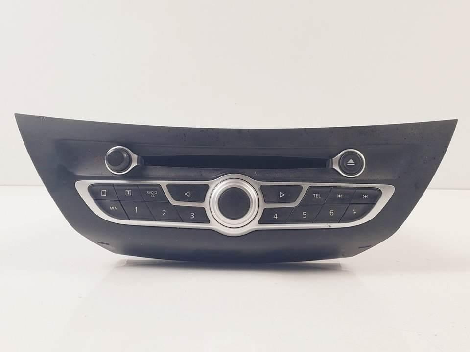 SISTEMA AUDIO / RADIO CD - 281155676R - RENAULT - LAGUNA III