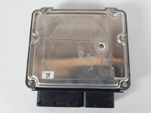CENTRALITA MOTOR UCE 0281031157 OPEL CORSA D Autodesguaces Alicante