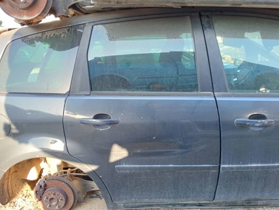 CERRADURA PUERTA TRASERA DERECHA