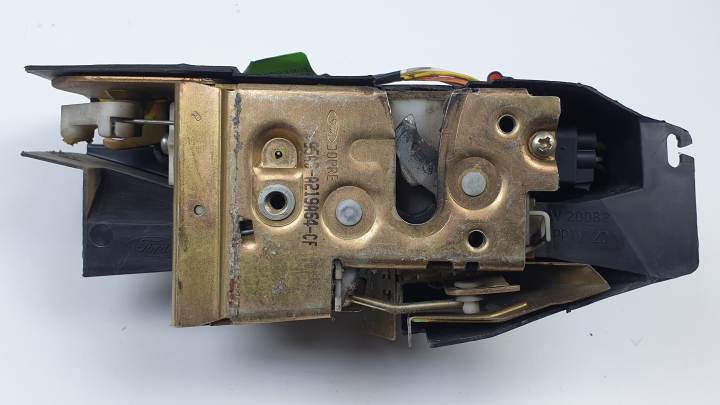 CERRADURA PUERTA DELANTERA DERECHA 95AGA219A64CF FORD ESCORT BERL./TURNIER Autodesguaces Alicante