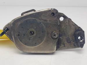 CERRADURA PUERTA DELANTERA DERECHA AUSTIN MORRIS 1100 Autodesguaces Alicante