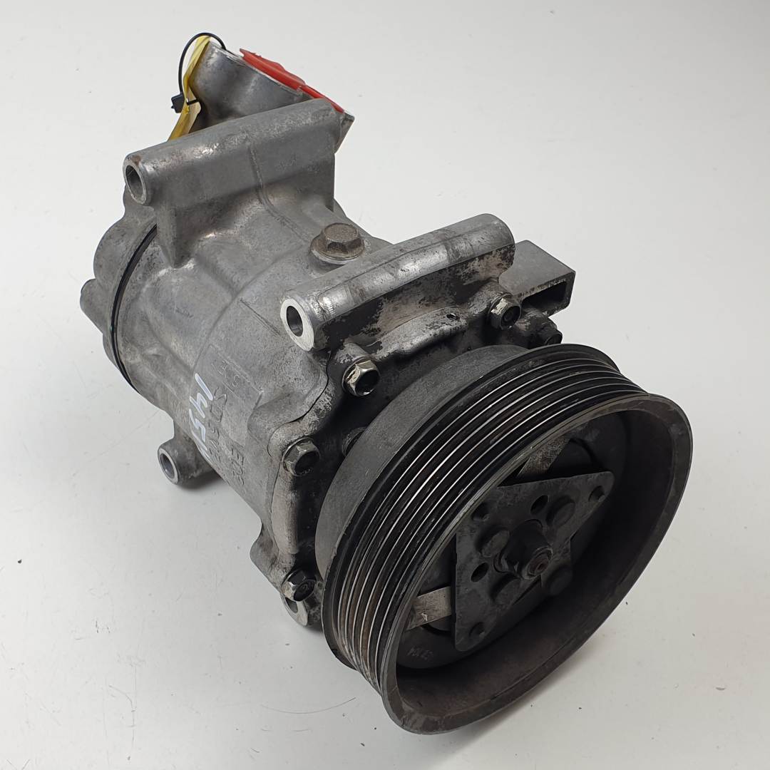 COMPRESOR AIRE ACONDICIONADO - 8200357173B - RENAULT - CLIO III