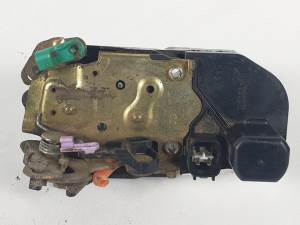 CERRADURA PUERTA TRASERA DERECHA JEEP GR.CHEROKEE (WJ/WG) Autodesguaces Alicante