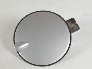 TAPA EXTERIOR COMBUSTIBLE 90559414 OPEL ASTRA G CARAVAN Autodesguaces Alicante