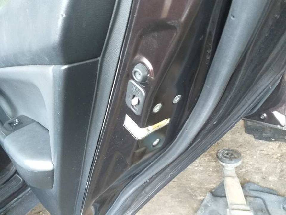 CERRADURA PUERTA TRASERA DERECHA