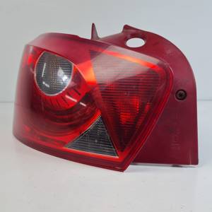 PILOTO TRASERO IZQUIERDO 6J4945095G SEAT IBIZA (6J5) Autodesguaces Alicante