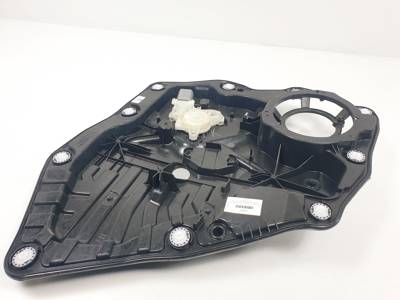 ELEVALUNAS TRASERO IZQUIERDO L1TB14553DE FORD PUMA Autodesguaces Alicante