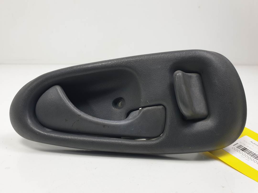 MANETA INTERIOR TRASERA DERECHA - MR144546 - MITSUBISHI - GRANDIS (NA0W)