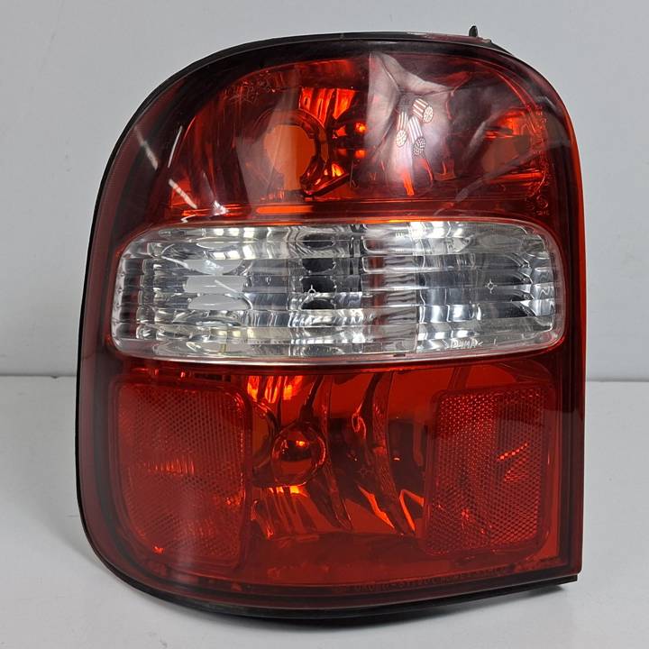 PILOTO TRASERO IZQUIERDO 0K08051140L KIA SPORTAGE (NB) Autodesguaces Alicante