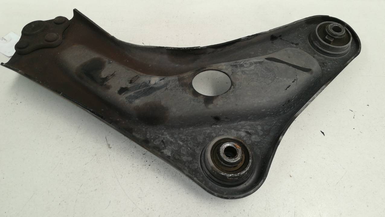 BRAZO SUSPENSION INFERIOR DELANTERO IZQUIERDO