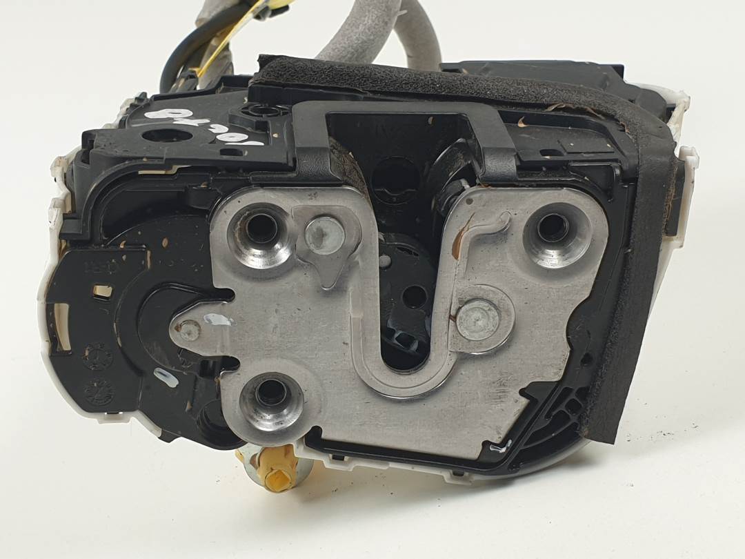 CERRADURA PUERTA DELANTERA DERECHA - 10845781 - MG - ZS