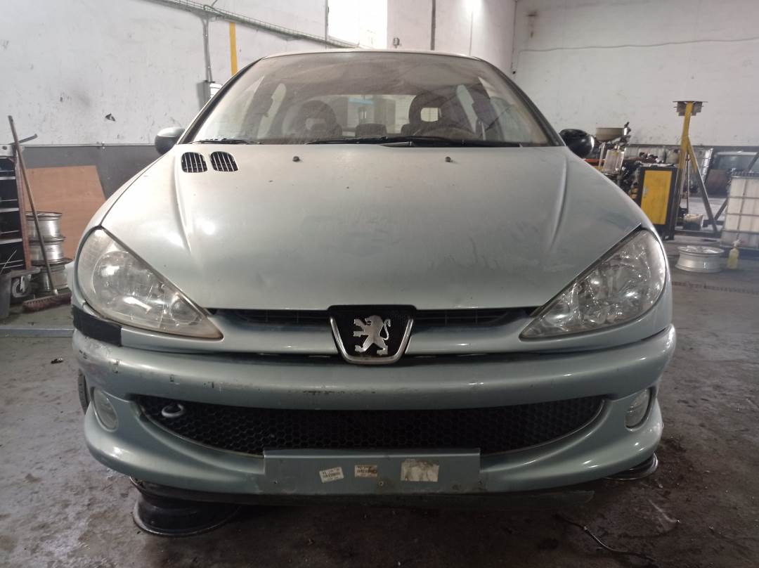 PEUGEOT 206 BERLINA (1998 - 2010)