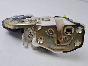 CERRADURA PUERTA TRASERA DERECHA S2GR HONDA HR-V (GH) Autodesguaces Alicante