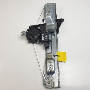 ELEVALUNAS TRASERO DERECHO 20952451RH OPEL INSIGNIA BERLINA Autodesguaces Alicante