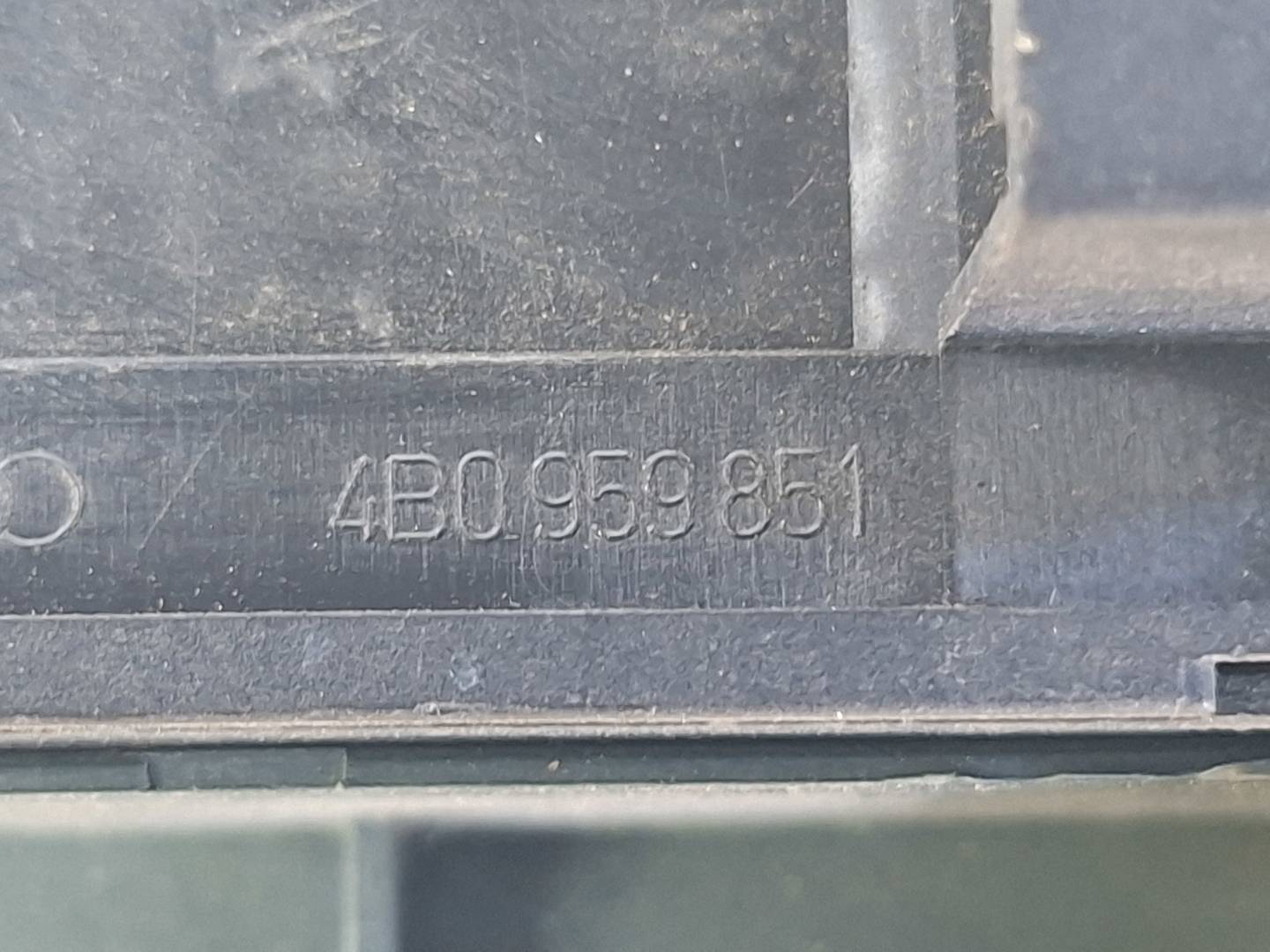 Foto 4 de Mando Elevalunas Delantero Izquierdo Audi A6 Avant (4b5) (1998–2001)