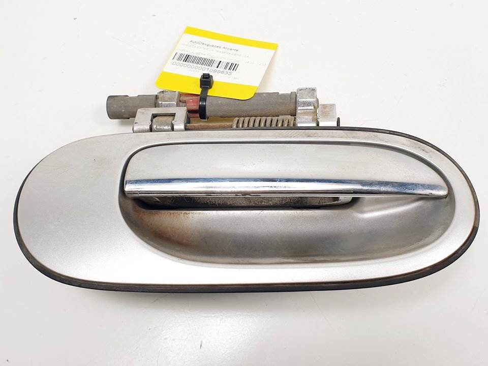 MANETA EXTERIOR TRASERA DERECHA - SA830613 - NISSAN - ALMERA TINO (V10M)