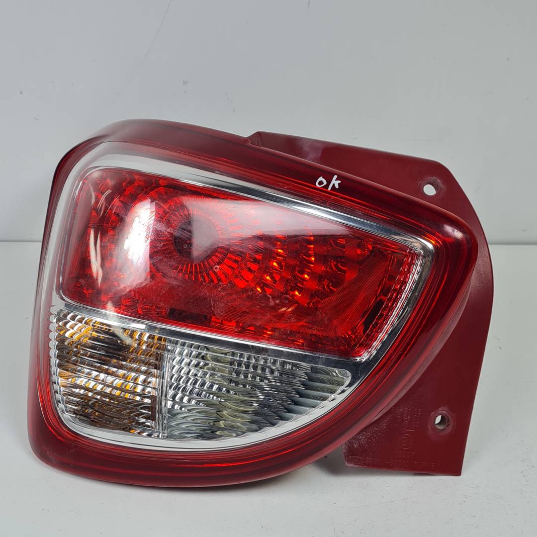 PILOTO TRASERO IZQUIERDO - 92401B9000 - HYUNDAI - I10 (IA)