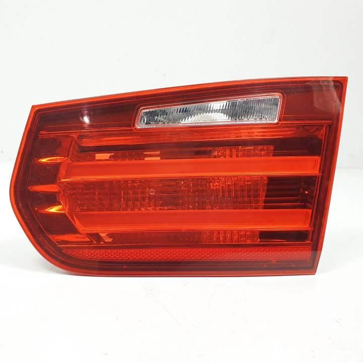 PILOTO TRASERO DERECHO INTERIOR - 737279401 - BMW - SERIE 3 TOURING (F31)