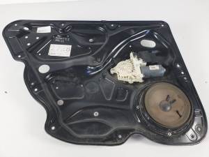 ELEVALUNAS TRASERO IZQUIERDO 1K0959703F VOLKSWAGEN PASSAT BERLINA (3C2) Autodesguaces Alicante