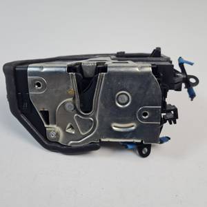 CERRADURA PUERTA DELANTERA IZQUIERDA 7059967 BMW SERIE 1 BERLINA (E81/E87) Autodesguaces Alicante