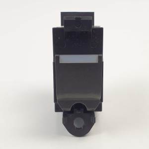 MANDO ELEVALUNAS DELANTERO DERECHO BJ3214717AB LAND ROVER EVOQUE Autodesguaces Alicante