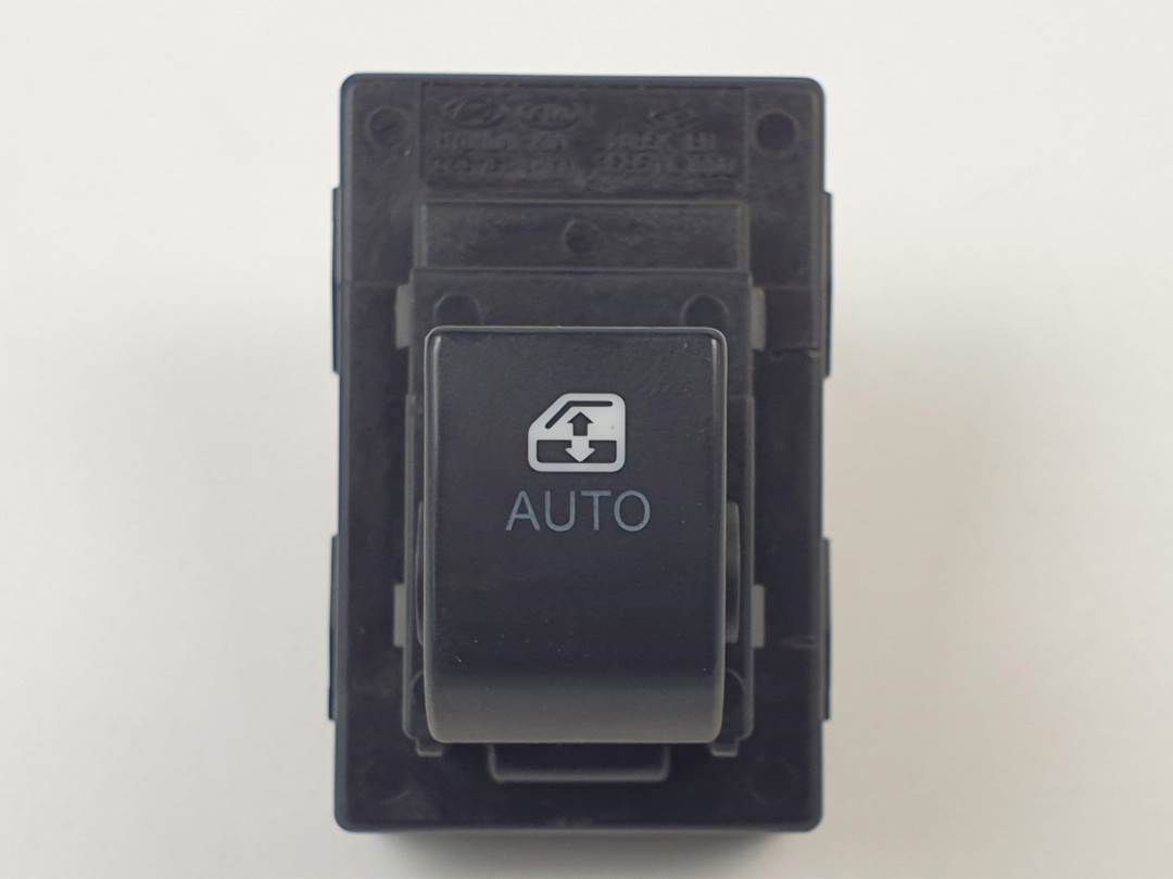 MANDO ELEVALUNAS DELANTERO DERECHO - 935751H100 - KIA - PRO_CEE'D (ED)