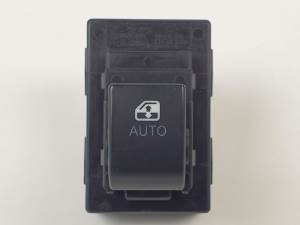 MANDO ELEVALUNAS DELANTERO DERECHO 935751H100 KIA PRO_CEE'D (ED) Autodesguaces Alicante