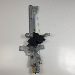 ELEVALUNAS TRASERO IZQUIERDO 9682808780 PEUGEOT 3008 (T84) Autodesguaces Alicante