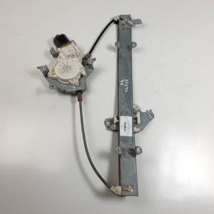 ELEVALUNAS DELANTERO DERECHO 0130822203 NISSAN MICRA (K12E) Autodesguaces Alicante