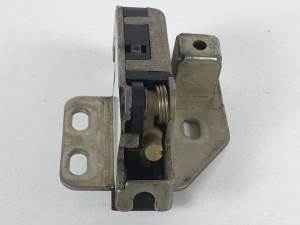 CERRADURA PUERTA TRASERA DERECHA A9067400035 MERCEDES SPRINTERII CAJA CERRADA (DESDE 01.06) Autodesguaces Alic