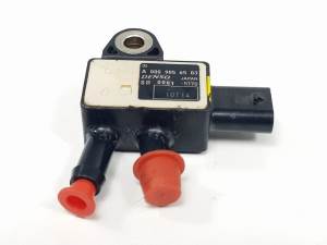 SENSOR PRESION A0009056503 MERCEDES CLASE C CABRIO (BM 205)(6.2016->) Autodesguaces Alicante
