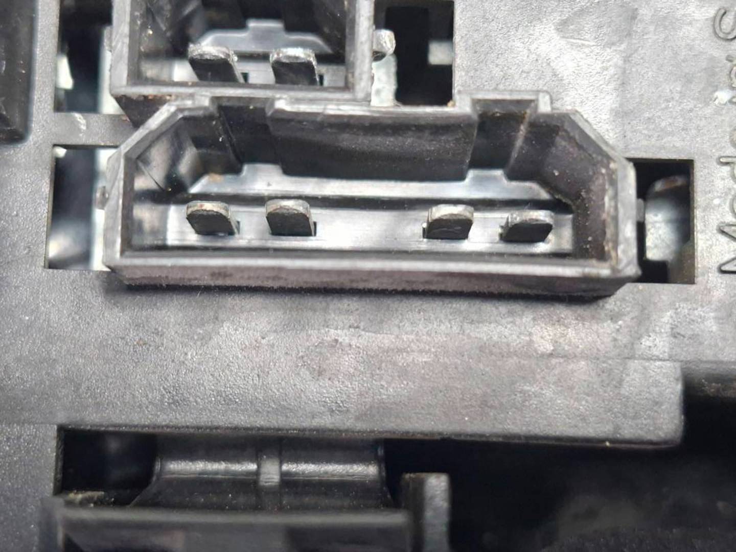 Foto 3 de Piloto Trasero Izquierdo Seat Leon (1m1) (1999–2006)
