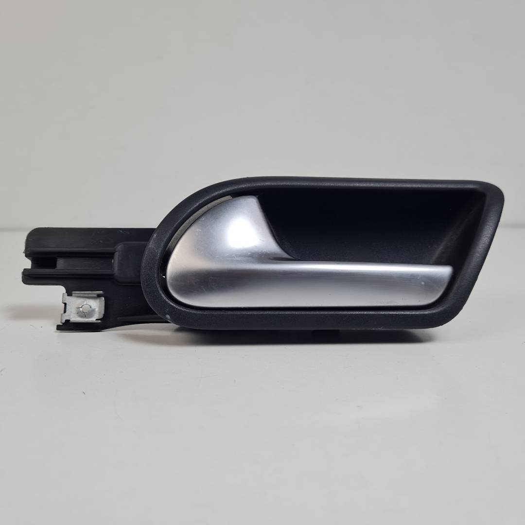 MANETA INTERIOR TRASERA IZQUIERDA - 1K4939113B - VOLKSWAGEN - GOLF V BERLINA (1K1)