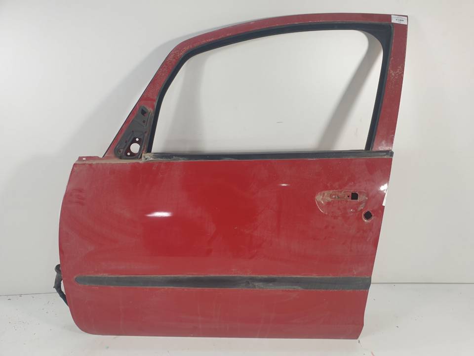 PUERTA DELANTERA IZQUIERDA MITSUBISHI COLT BERLINA 5 (Z30A) Autodesguaces Alicante