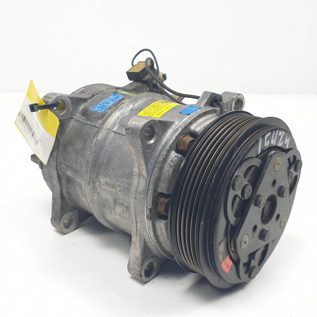 COMPRESOR AIRE ACONDICIONADO - 6849647 - VOLVO - SERIE 850