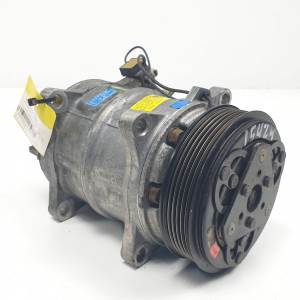 COMPRESOR AIRE ACONDICIONADO 6849647 VOLVO SERIE 850 Autodesguaces Alicante