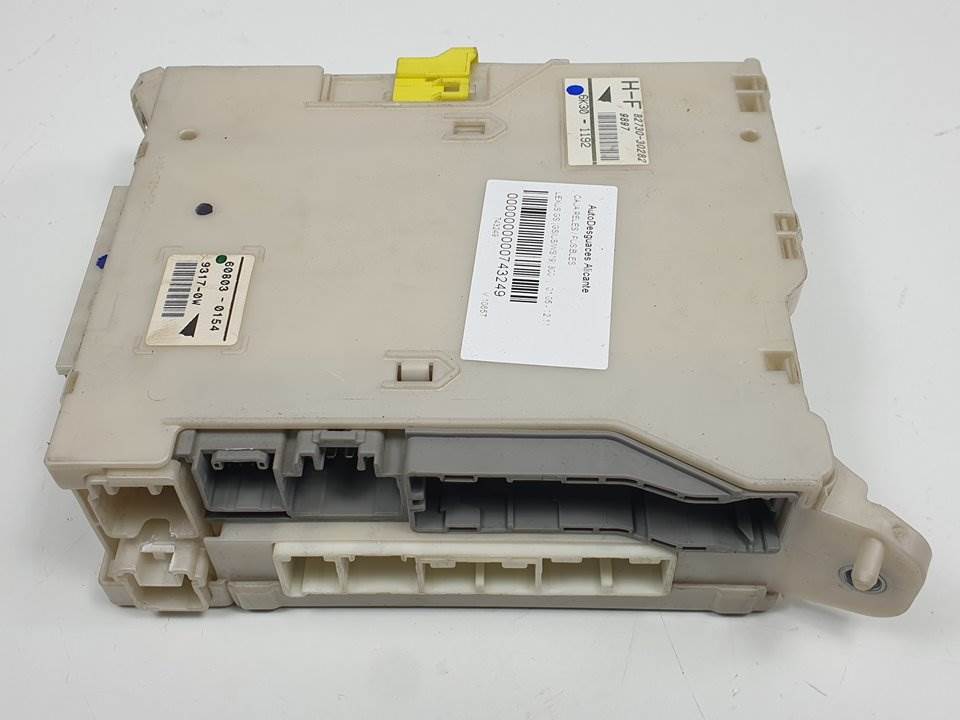 CAJA RELES / FUSIBLES - 8273030282 - LEXUS - GS (GS/US/WS19)