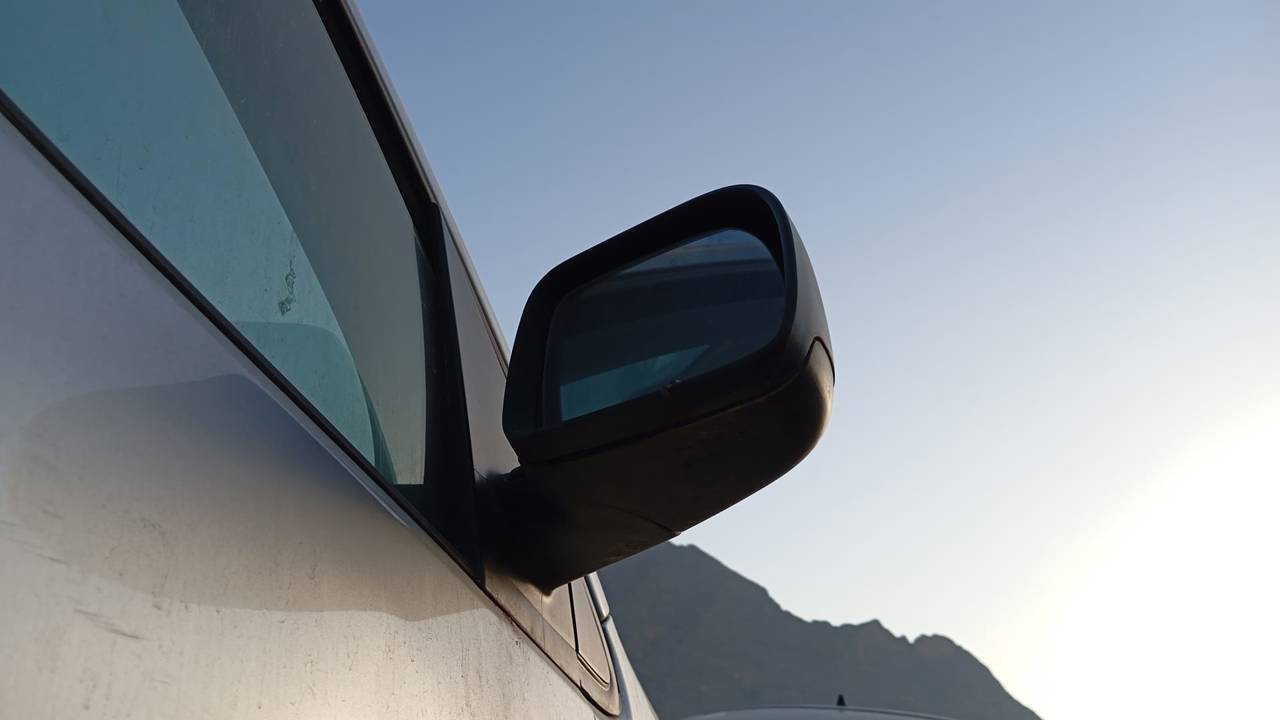 RETROVISOR DERECHO