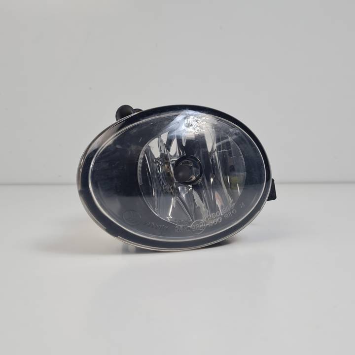 FARO ANTINIEBLA DERECHO 1N0011250361 VOLKSWAGEN CRAFTER CAJA CERRADA Autodesguaces Alicante
