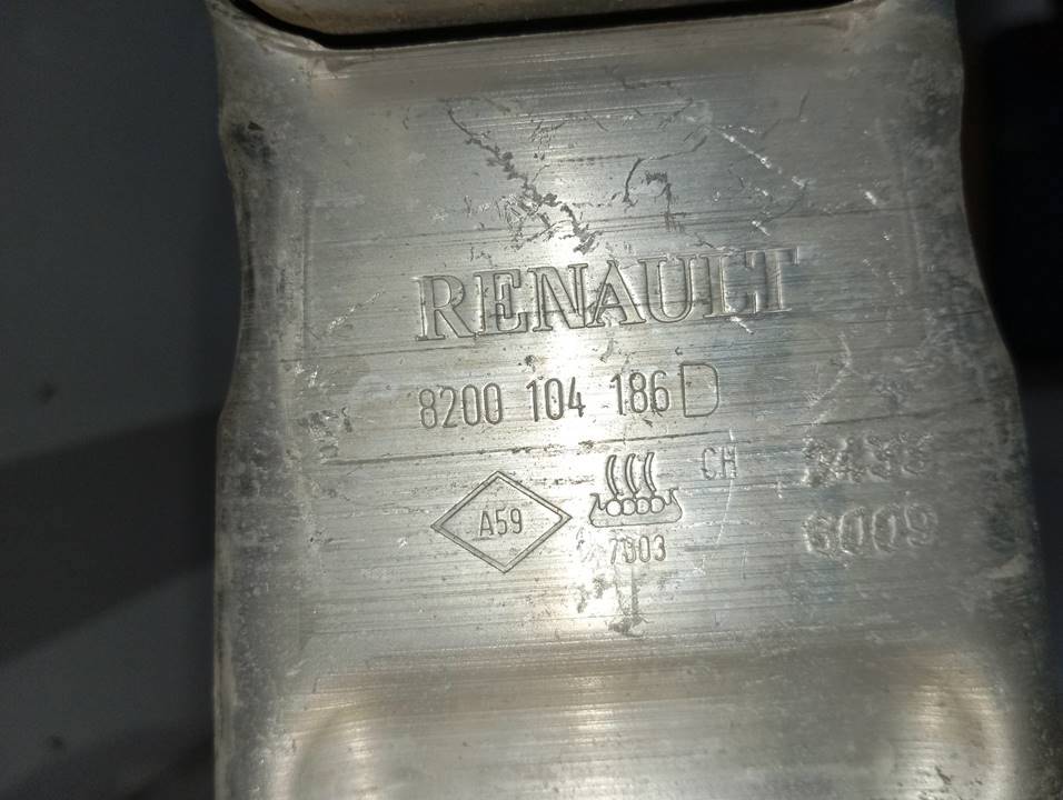 REFUERZO PARAGOLPES DELANTERO