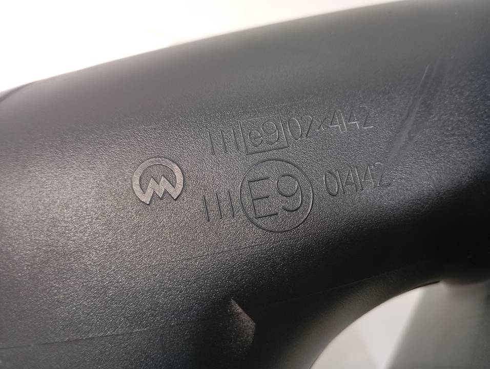 RETROVISOR DERECHO