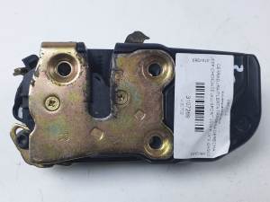 CERRADURA PUERTA TRASERA DERECHA JEEP CHEROKEE (KJ) Autodesguaces Alicante