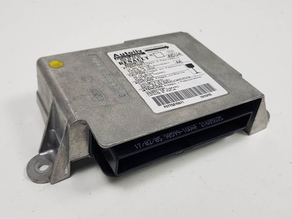Calculateur d’airbag - 8200481139 - RENAULT - SCENIC II (X84,JM)