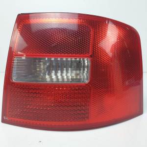 PILOTO TRASERO DERECHO 4B6945096F AUDI ALLROAD QUATTRO (4BH) Autodesguaces Alicante