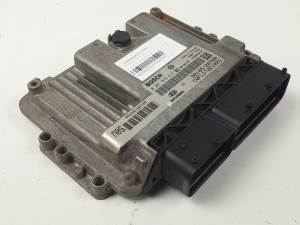 CENTRALITA MOTOR UCE 0281015213 HYUNDAI I30 (FD) Autodesguaces Alicante